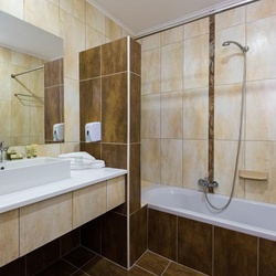 Gaia Royal Hotel - Double Room - Bathroom